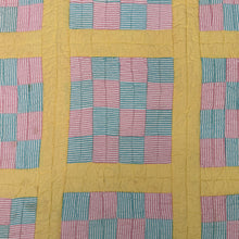 Load image into Gallery viewer, 16 Patch Quilt