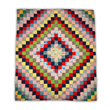 Load image into Gallery viewer, Trip Around the World Quilt