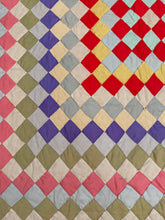 Load image into Gallery viewer, Trip Around the World Quilt