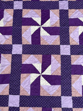 Load image into Gallery viewer, Pinwheel Quilt