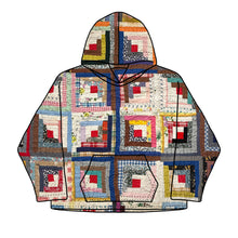 Load image into Gallery viewer, Log Cabin Quilt