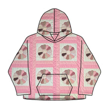 Load image into Gallery viewer, Dresden Plate Quilt