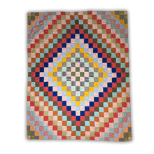 Load image into Gallery viewer, Trip Around the World Quilt