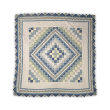 Load image into Gallery viewer, Trip Around the World Quilt

