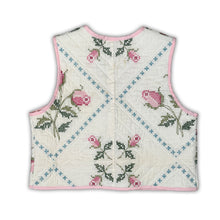 Load image into Gallery viewer, Quilt Vest M
