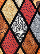 Load image into Gallery viewer, Harlequin Diamond Quilt
