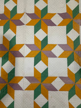Load image into Gallery viewer, Lemoyne Star Quilt
