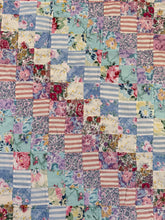 Load image into Gallery viewer, Trip Around the World Quilt

