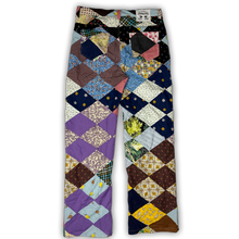 Load image into Gallery viewer, Quilt Pants 34
