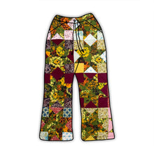 Load image into Gallery viewer, Patchwork Star Quilt
